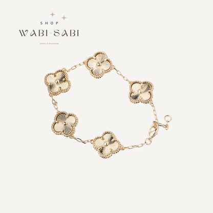 The Clover Bracelet