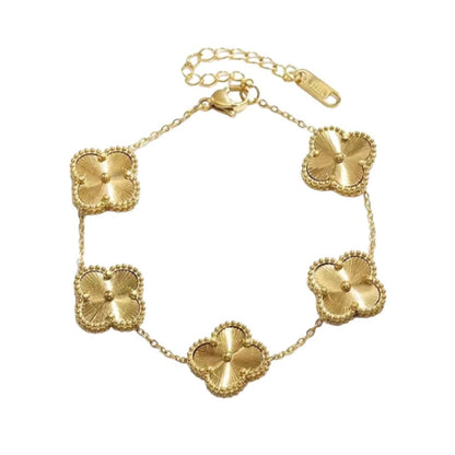 The Clover Bracelet