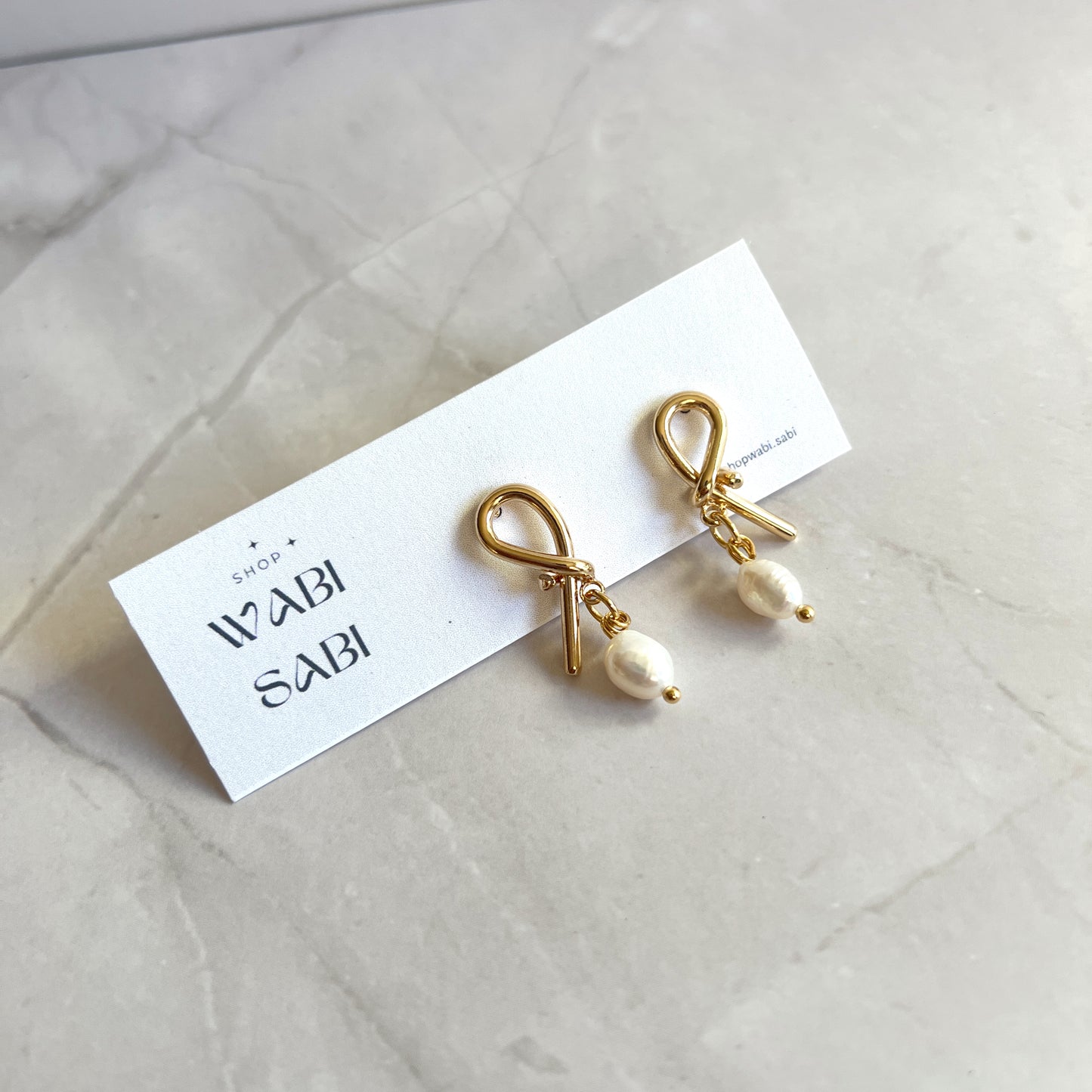 Little knot earrings